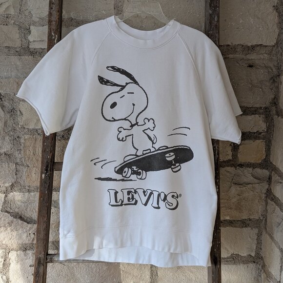 Levis X Peanuts Snoopy Skateboard Short Sleeve Sweatshirt Black & White MEDIUM - Picture 2 of 9